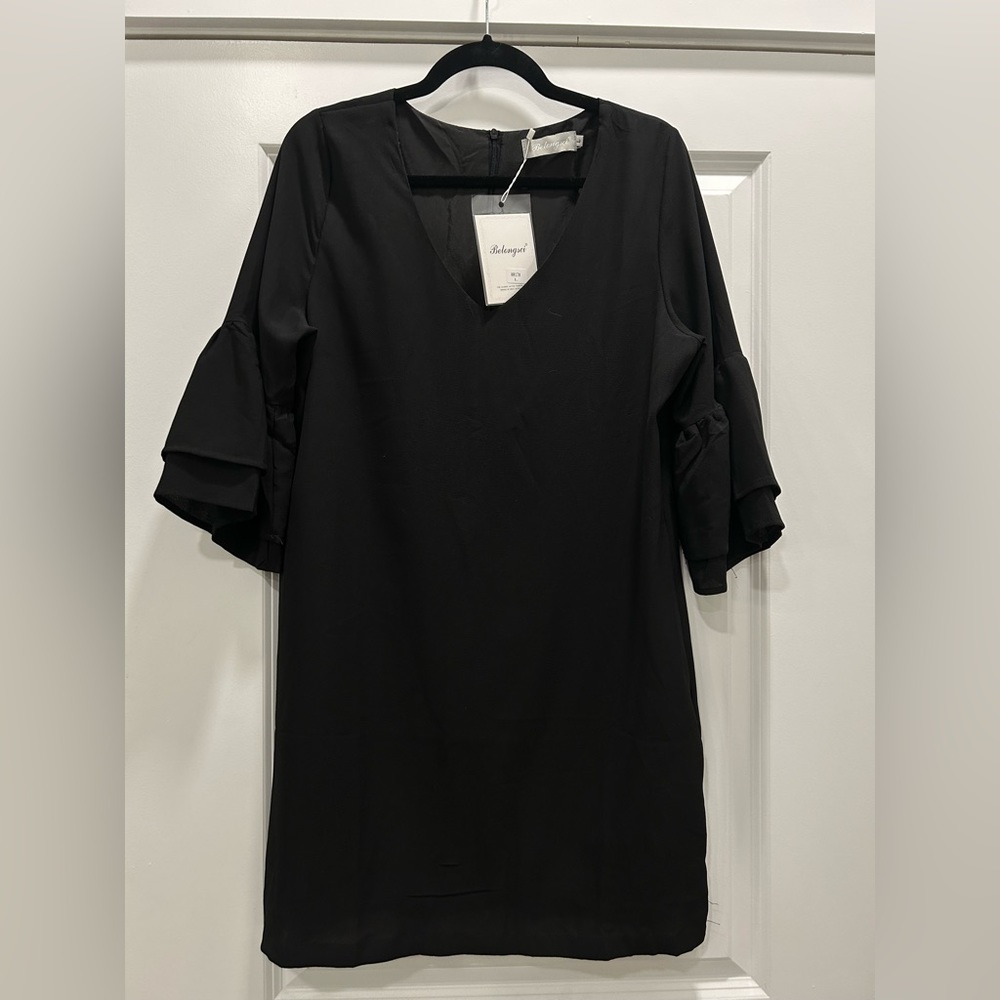 Belongsci Dress Black w/ Ruffle Sleeves Zippered Back Size Large
